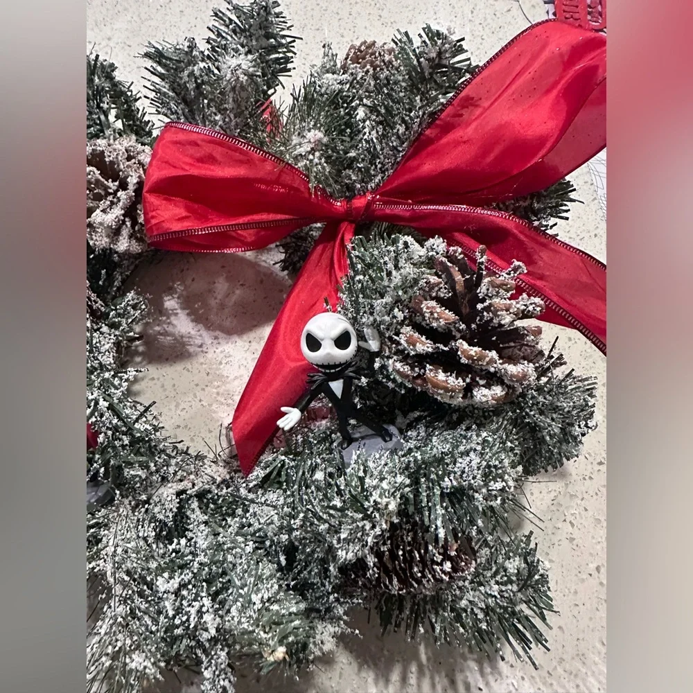 NWT Disney Nightmare Before Christmas Inspired Holiday 12in Christmas Wreath